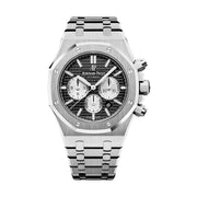 Quadrante nero dell’Audemars Piguet Royal Oak Cronografo con motivo Grande Tapisserie, contatori cronografici argentati maggiorati, indici applicati in oro bianco luminescenti e lancette luminescenti Royal Oak