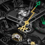 Load image into Gallery viewer, Hublot Big Bang Usain Bolt Ceramic Carbon 421.CQ.1140.NR.USB26 - cassa ceramica nera - cinturino tessuto - quadrante scheletrato