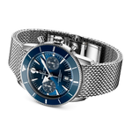 Load image into Gallery viewer, Cinturino in caucciù blu effetto maglia con fibbia pieghevole in acciaio dell'orologio Breitling Superocean Heritage B01 Chronograph 42