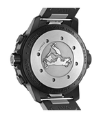 Load image into Gallery viewer, Dettaglio quadrante nero con cronografo, lancette rodiate e indicatore giorno della settimana.