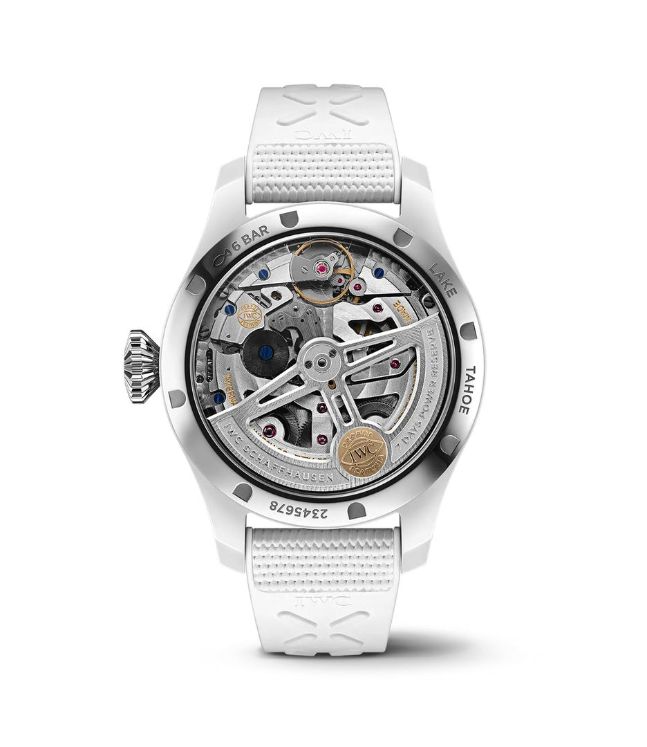 Dettaglio quadrante bianco con complicazioni calendario perpetuo e doppie fasi lunari.