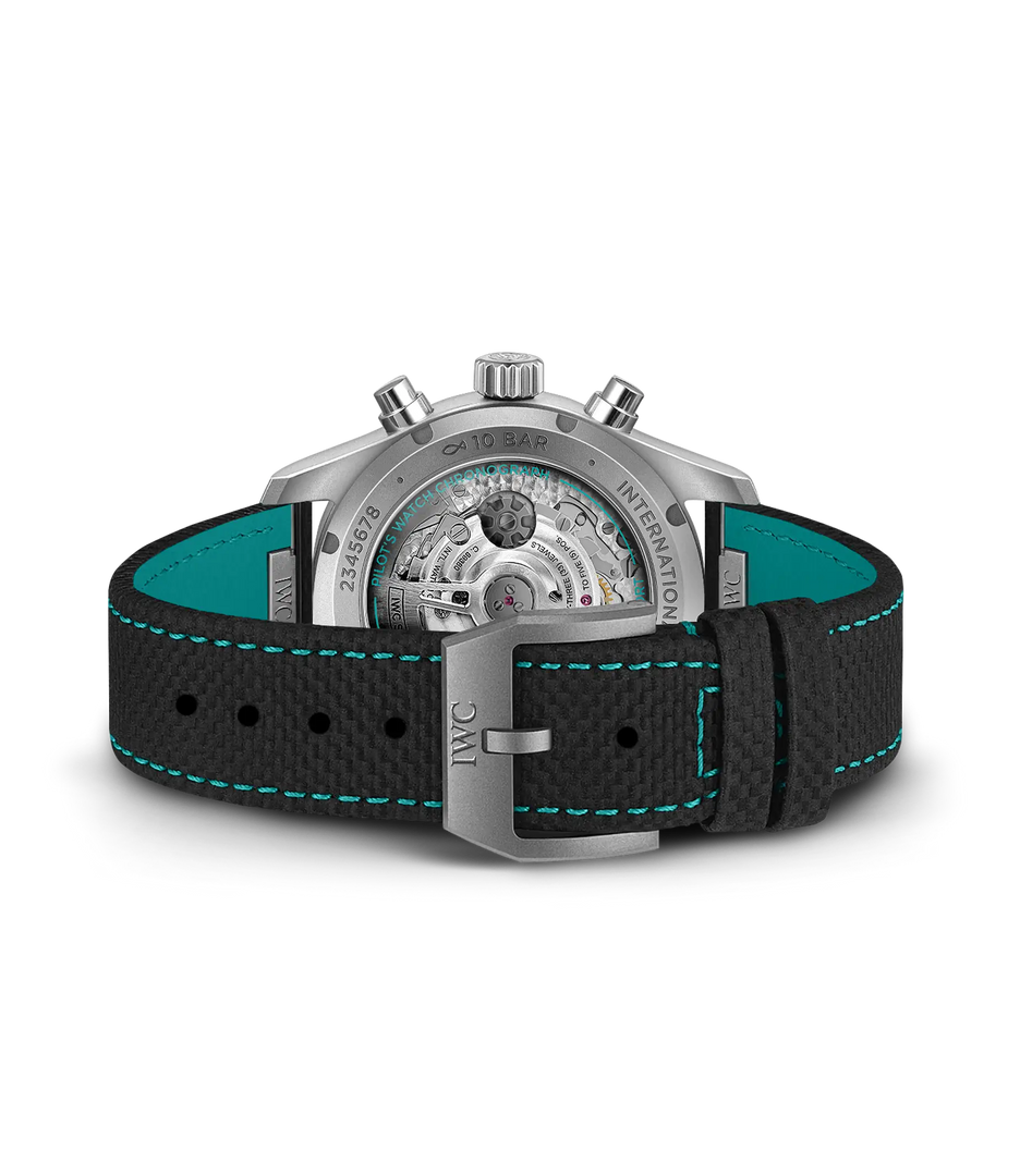 Fondello con vetro zaffiro trasparente che mostra il movimento calibro 69385.