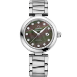 Load image into Gallery viewer, Quadrante madreperla bianca con indici diamantati e lancette in oro rosa dell’Omega De Ville Ladymatic Co-Axial 34 mm