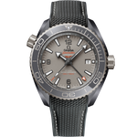 Load image into Gallery viewer, Quadrante sabbiato grigio scuro in ceramica dell’Omega Seamaster Planet Ocean GMT 45,5 mm con lancetta GMT arancione, indici neri luminescenti e datario a ore 3