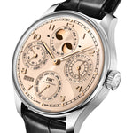 Load image into Gallery viewer, Cinturino nero in pelle di alligatore Santoni con fibbia déployante in oro bianco, elegante e raffinato.