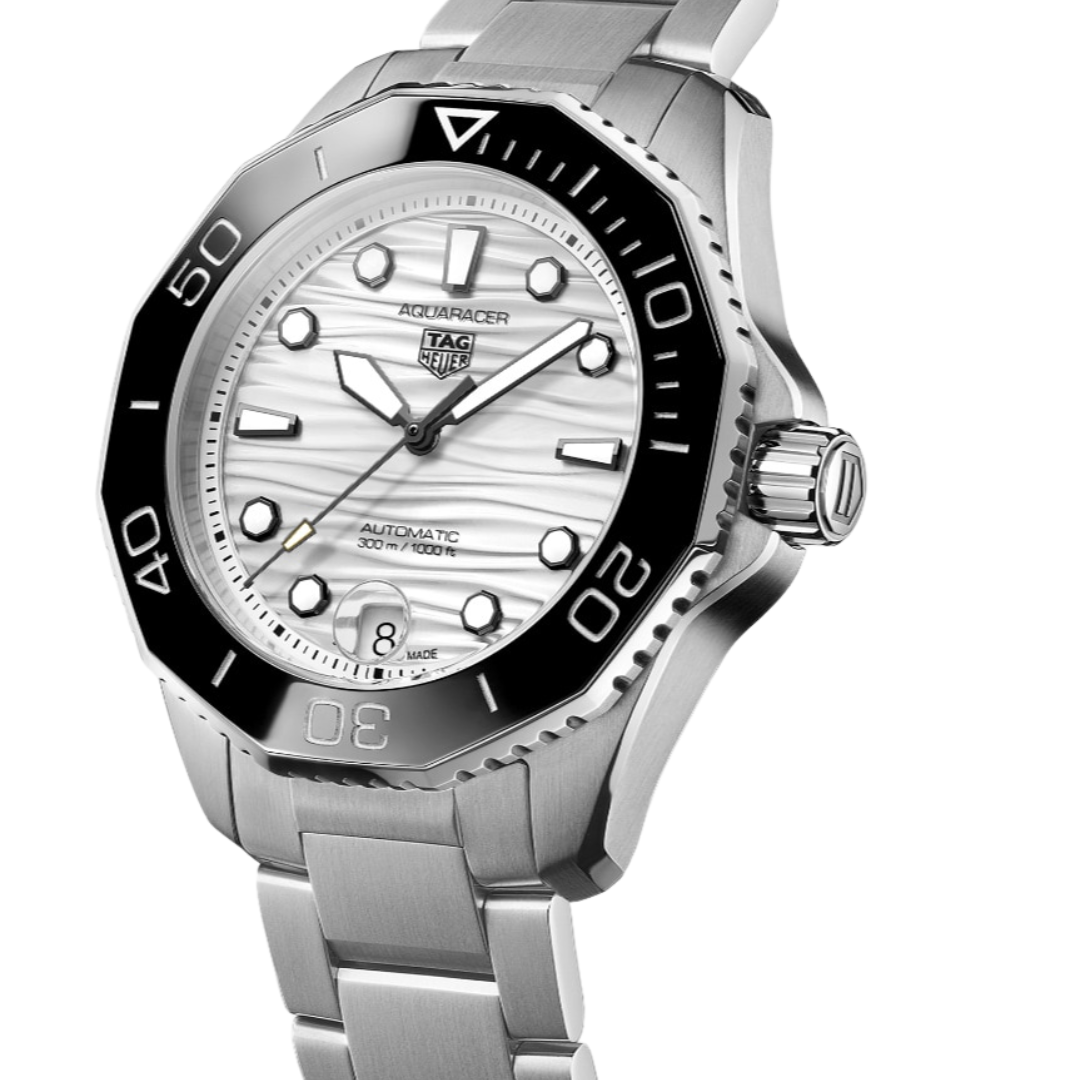 Aquaracer Professional 300 Date