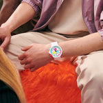 Load image into Gallery viewer, Swatch The purity of neon SB06W100 - cassa plastica bianca - cinturino silicone bianco - quadrante multicolor - polso