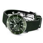 Load image into Gallery viewer, Cinturino verde in caucciù con chiusura pieghevole in acciaio inossidabile del Breitling Superocean Heritage B01 Chronograph 42 AB0156361L1S1.