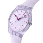 Load image into Gallery viewer, Dettaglio cinturino in silicone viola/lavanda con fibbia standard dell’orologio Swatch Lavendaze SO29V101, comodo e flessibile.