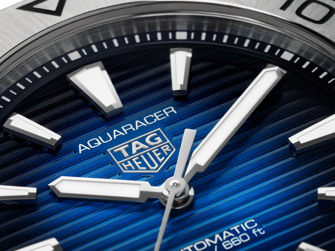 Aquaracer Professional 200 Date
