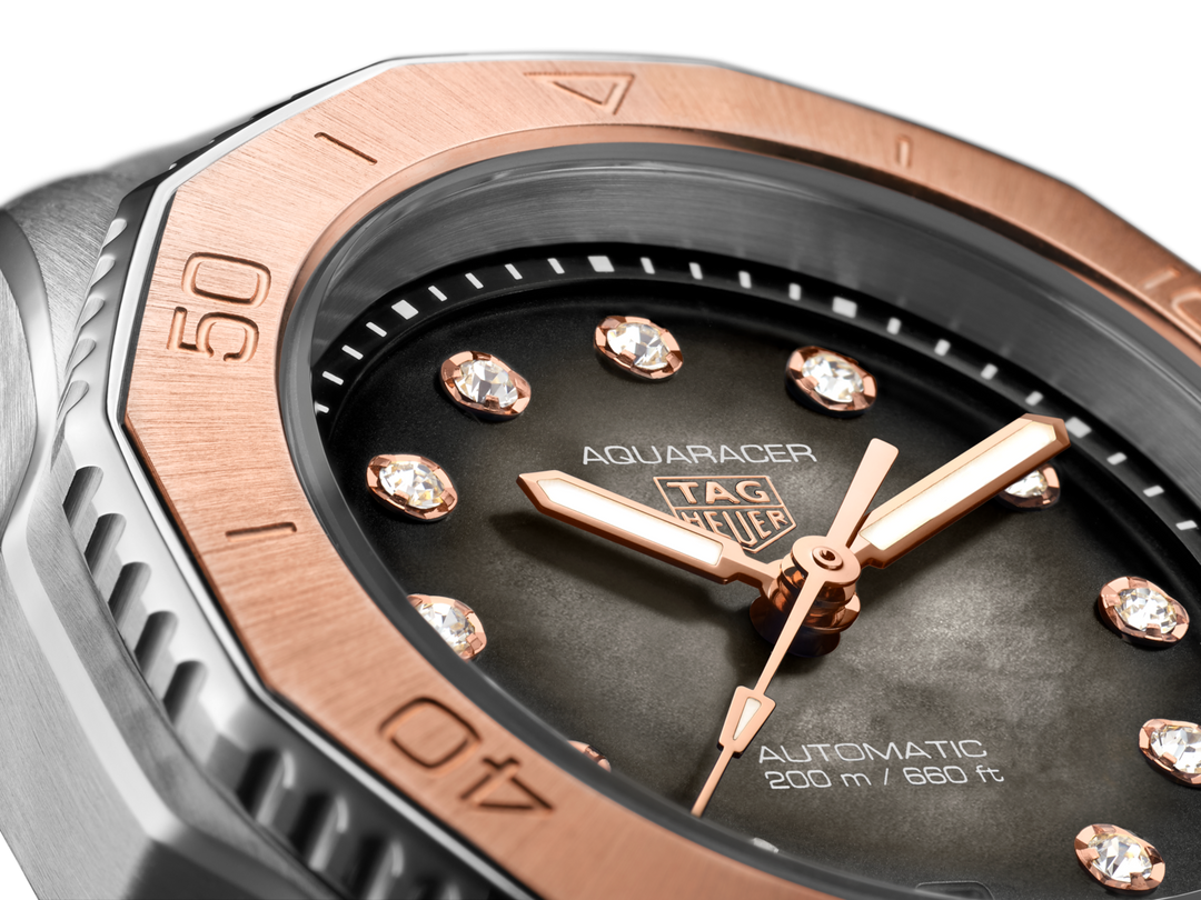 Aquaracer Professional 200 Date