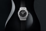 Load image into Gallery viewer, Hublot Classic Fusion Titanium Nero 33mm 581.NX.1470.RX - cinturino caucciù nero - cassa titanio - quadrante nero con datario