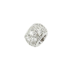 Load image into Gallery viewer, Componente rondelle in oro bianco 18K rodiato con 15 diamanti bianchi, dettaglio della brillantezza e della finitura liscia.