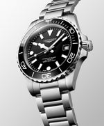 Load image into Gallery viewer, Longines Hydroconquest 39mm L3.779.4.56.6 - bracciale e cassa acciaio - quadrante nero laccato lucido con datario - ghiera nera