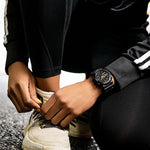 Load image into Gallery viewer, Casio G-shock GMA-S140M-1AER - cinturino e cassa resina - quadrante nero con dettagli oro