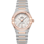 Load image into Gallery viewer, Quadrante blu soleil dell’Omega Constellation 29 mm con indici a diamanti, lancette e logo in oro Sedna 18K, datario a ore 6