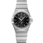 Load image into Gallery viewer, Quadrante nero sunburst dell’Omega Constellation 36 mm con indici a bastone rodiati, lancette sfaccettate e datario a ore 3