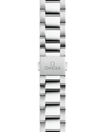 Load image into Gallery viewer, Bracciale in acciaio inox lucido e spazzolato con chiusura déployante a farfalla e fondello con goffratura ippocampo dell’Omega Seamaster Aqua Terra 150M Quartz 28 mm modello 220.10.28.60.54.001.