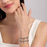 Load image into Gallery viewer, Bracciale catena e sfere con stella
