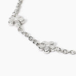 Load image into Gallery viewer, Bracciale con catena rolò e fiori
