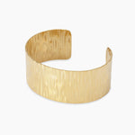 Load image into Gallery viewer, Bracciale bangle dorata effetto martellato
