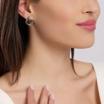 Load image into Gallery viewer, Orecchini con doppio cerchio
