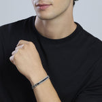 Load image into Gallery viewer, Bracciale nero con piastra e inserti in gunmetal
