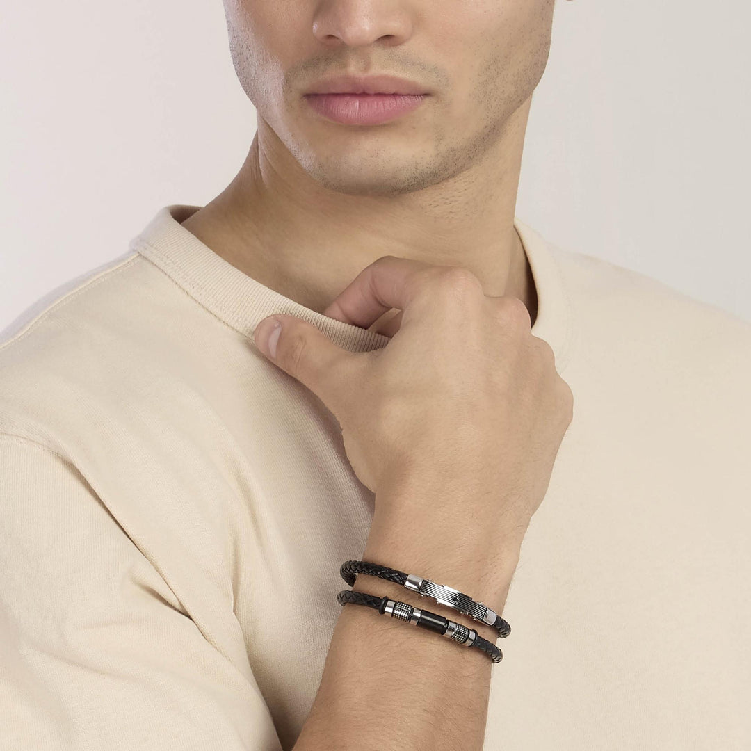 Kidult Bracciale in lab leather nera e cilindri borchiati 831171