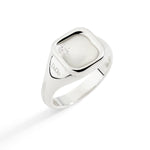 Load image into Gallery viewer, Anello Sigillo DoDo in argento 925 con diamante bianco da 0,02 ct, design elegante e contemporaneo.
