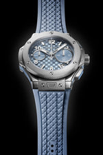 Load image into Gallery viewer, Hublot Big Bang Original Titanium Coal Blue 431.NX.717B.RX - cassa titanio - cinturino gomma azzurro ghiaccio - quadrante azzurro ghiaccio con cronografo e datario