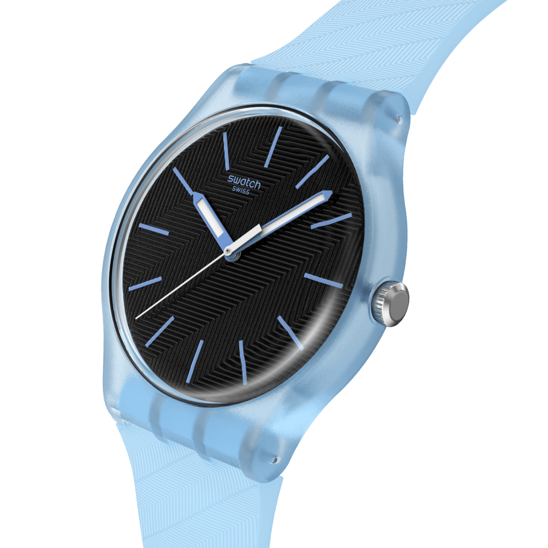 Dettaglio cinturino in plastica blu trasparente con fibbia in plastica dell’orologio Swatch Blue Moves SO29L101.