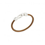 Load image into Gallery viewer, Bracciale Nodo DoDo con chiusura in argento 925 e cordino in cotone navy, simbolo di legame e impegno.
