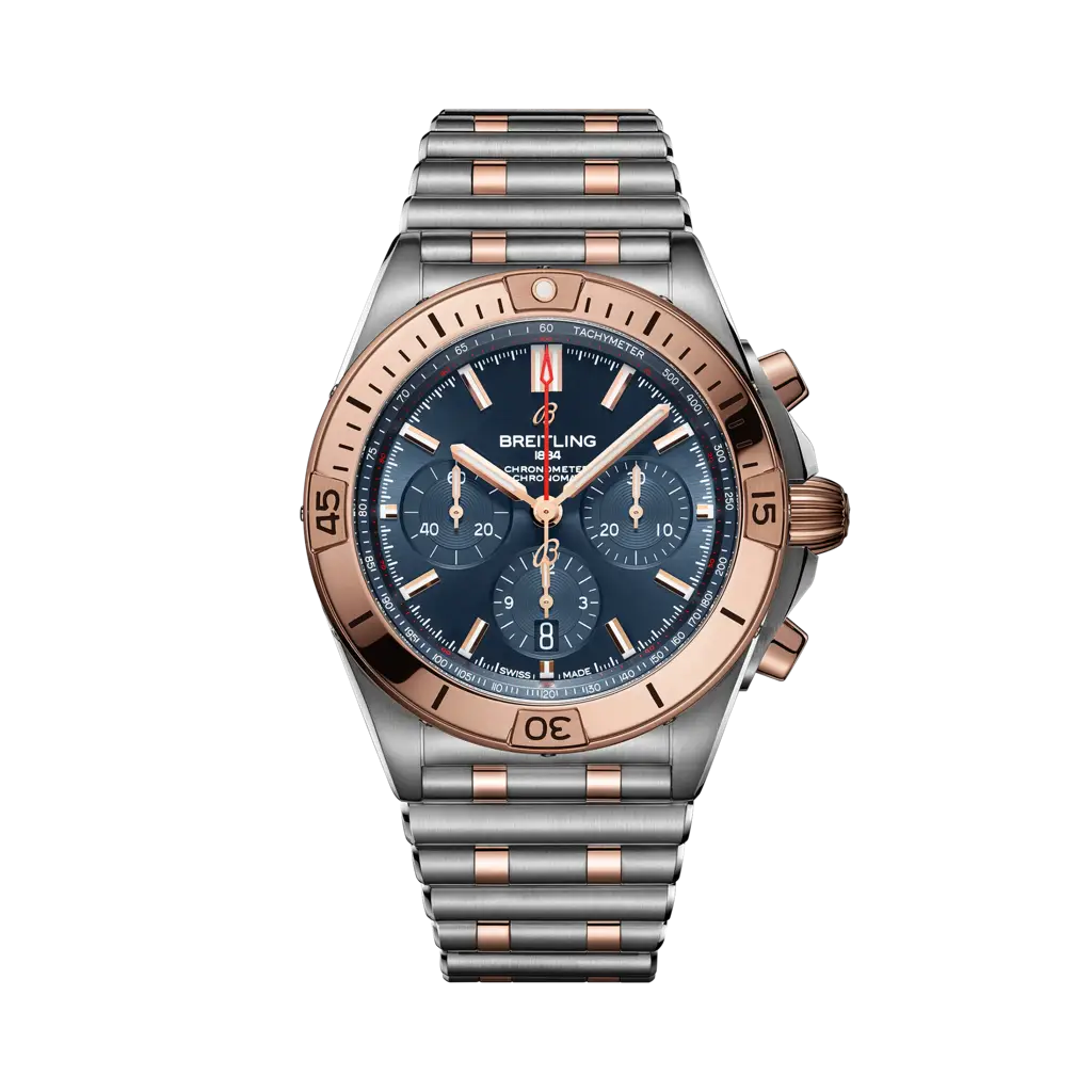 Breitling Chronomat B01 42 cassa acciaio e oro rosso con quadrante blu e lunetta caratteristica con cavalieri.