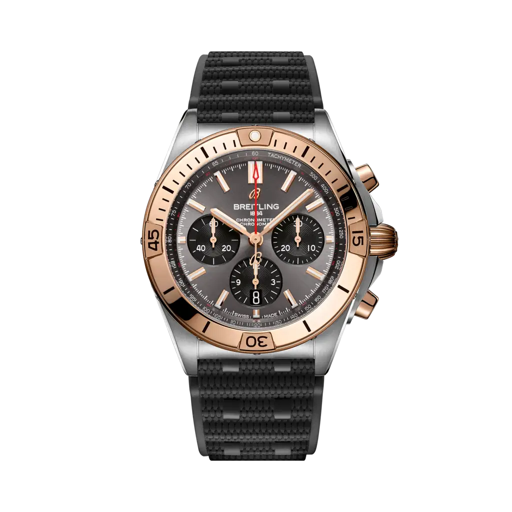 Breitling Chronomat B01 42 cassa in acciaio e oro rosso con quadrante nero e lunetta unidirezionale.
