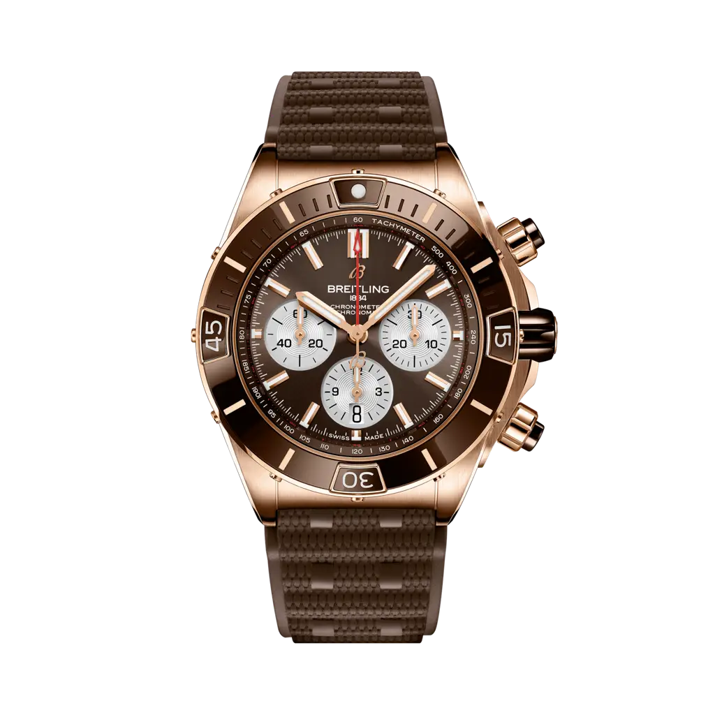 Breitling Super Chronomat B01 44 con cassa in oro rosso 18 carati da 44 mm e quadrante nero.