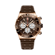 Breitling Super Chronomat B01 44 RB0136E31Q1S1 con cassa in oro rosso 18 carati da 44 mm e quadrante marrone.