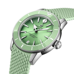 Load image into Gallery viewer, Cassa in acciaio inox da 36 mm con lunetta unidirezionale e vetro zaffiro bombato antiriflesso su entrambi i lati del Breitling Superocean Heritage
