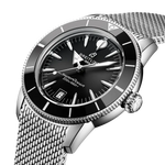 Load image into Gallery viewer, Cassa in acciaio inox da 40 mm con lunetta unidirezionale con inserto in ceramica nera, vetro zaffiro bombato antiriflesso e corona a vite del Breitling Superocean Heritage
