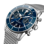 Load image into Gallery viewer, Cassa in acciaio inox da 42 mm con lunetta unidirezionale con inserto in ceramica, vetro zaffiro bombato antiriflesso e corona a vite del Breitling Superocean Heritage
