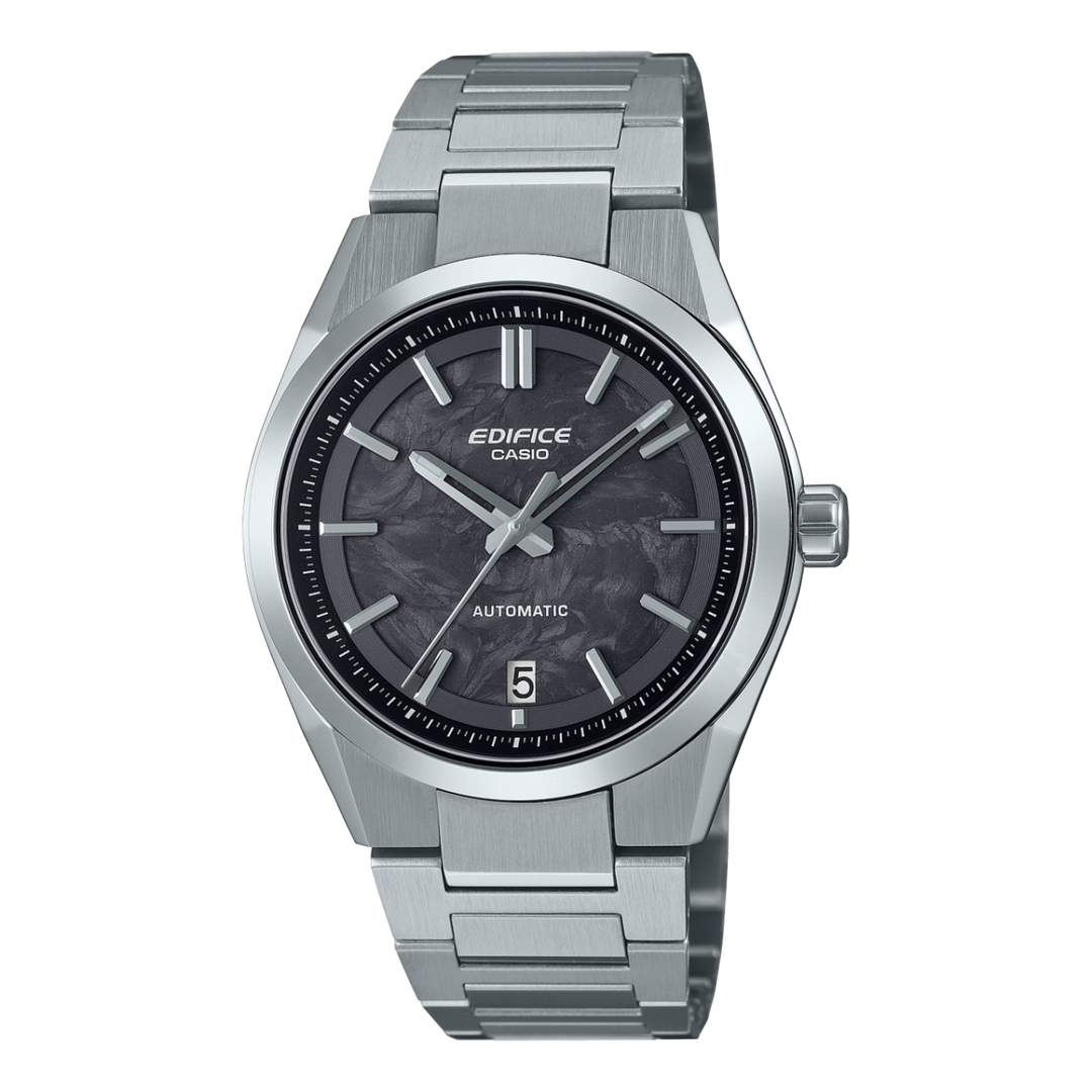 Quadrante nero in carbonio forgiato con indici a bastone tridimensionali e lancette luminescenti dell'orologio Casio Edifice EFK-100CD-1A