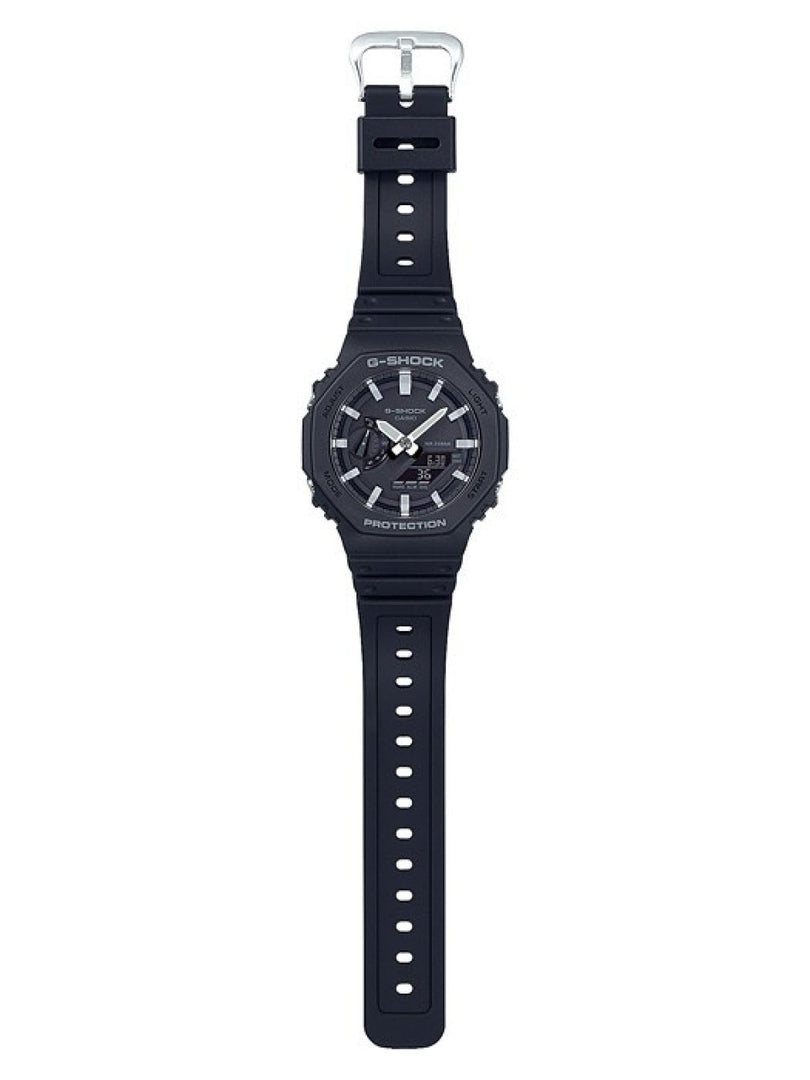Dettaglio delle lancette e degli indici con rivestimento Neobrite dell'orologio Casio G-Shock GA-2100-1A.