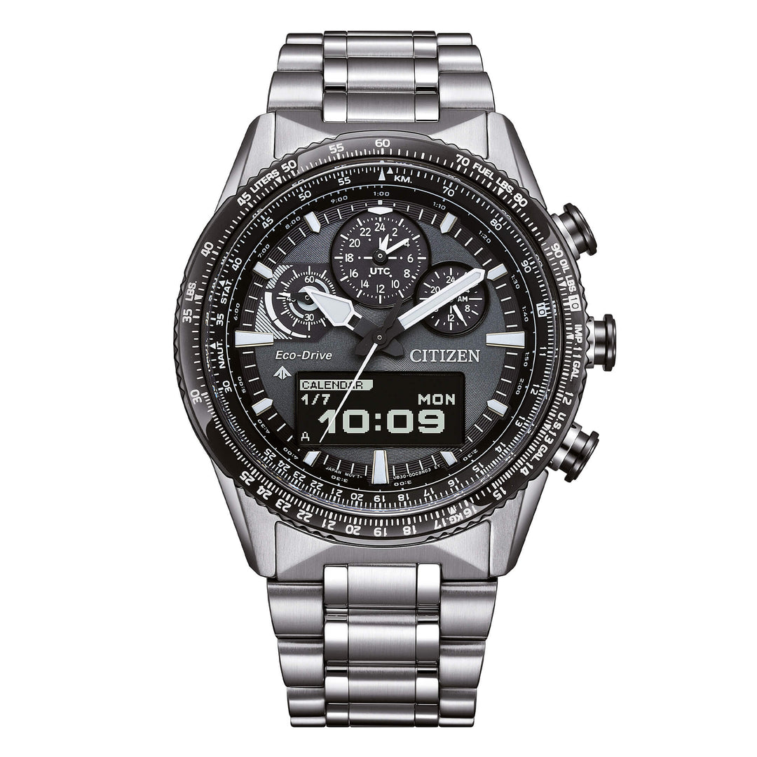Citizen Promaster Skyhawk JV2006-55H con cassa in acciaio da 43 mm e quadrante grigio combinato analogico-digitale.