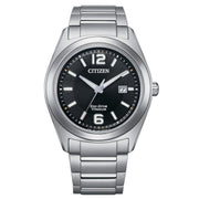 Citizen Super Titanium AW1641-81E con cassa in Super Titanio da 42 mm e quadrante nero analogico.