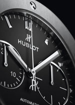 Load image into Gallery viewer, Hublot Classic Fusion Chronograph Titanium 521.NX.1171.RX - cassa in titanio - cinturino gomma nera - quadrante nero con cronografo e datario
