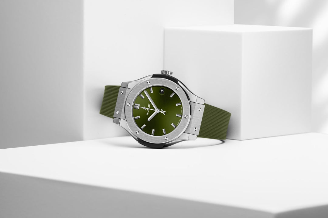 Hublot Classic Fusion Titanium Green 542.NX.8970.RX - cinturino caucciù verde scuro - cassa titanio - quadrante verde scuro con datario