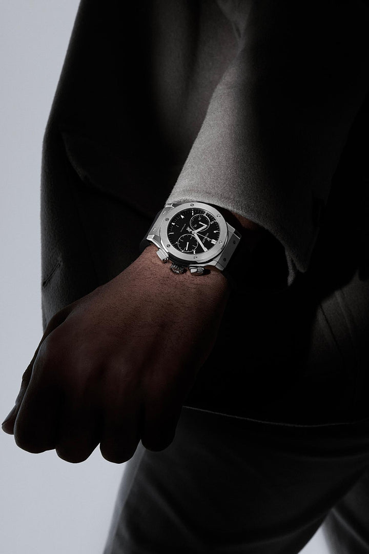 Hublot Classic Fusion Chronograph Titanium 521.NX.1171.RX - cassa in titanio - cinturino gomma nera - quadrante nero con cronografo e datario - polso