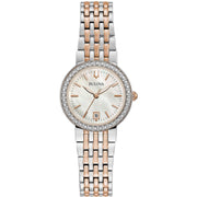 Quadrante blu satinato con otto diamanti incastonati come indici del Classic Lady Diamond Bulova