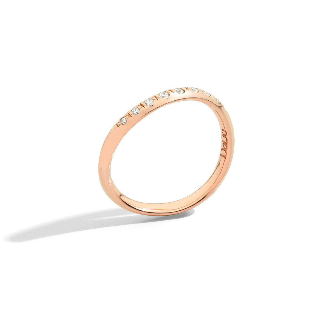 Anello Wave con Diamanti Bianchi