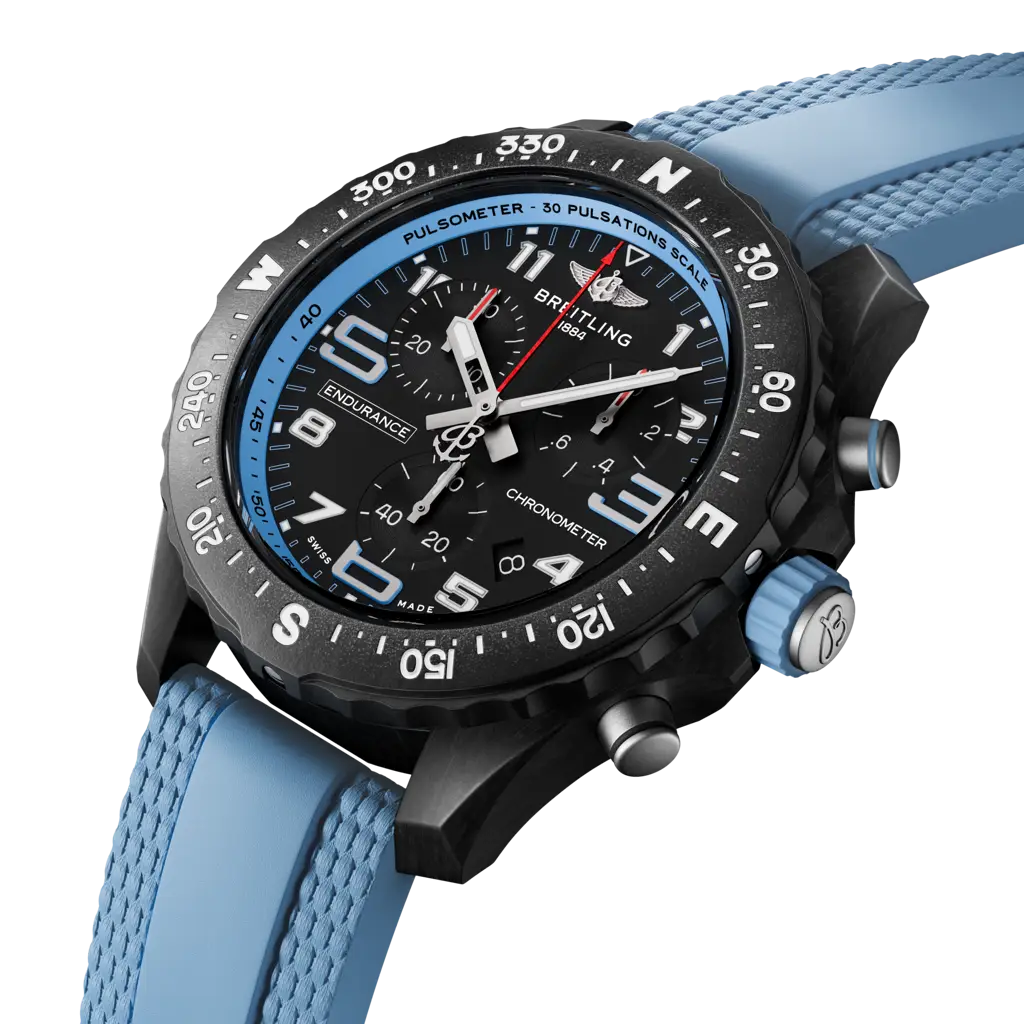 Profilo laterale della cassa nera in Breitlight® con vetro zaffiro antiriflesso del Breitling Endurance Pro 38.