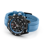 Load image into Gallery viewer, Cinturino blu in caucciù con chiusura ad ardiglione in Breitlight® del Breitling Endurance Pro 38 X83310281B1S1.
